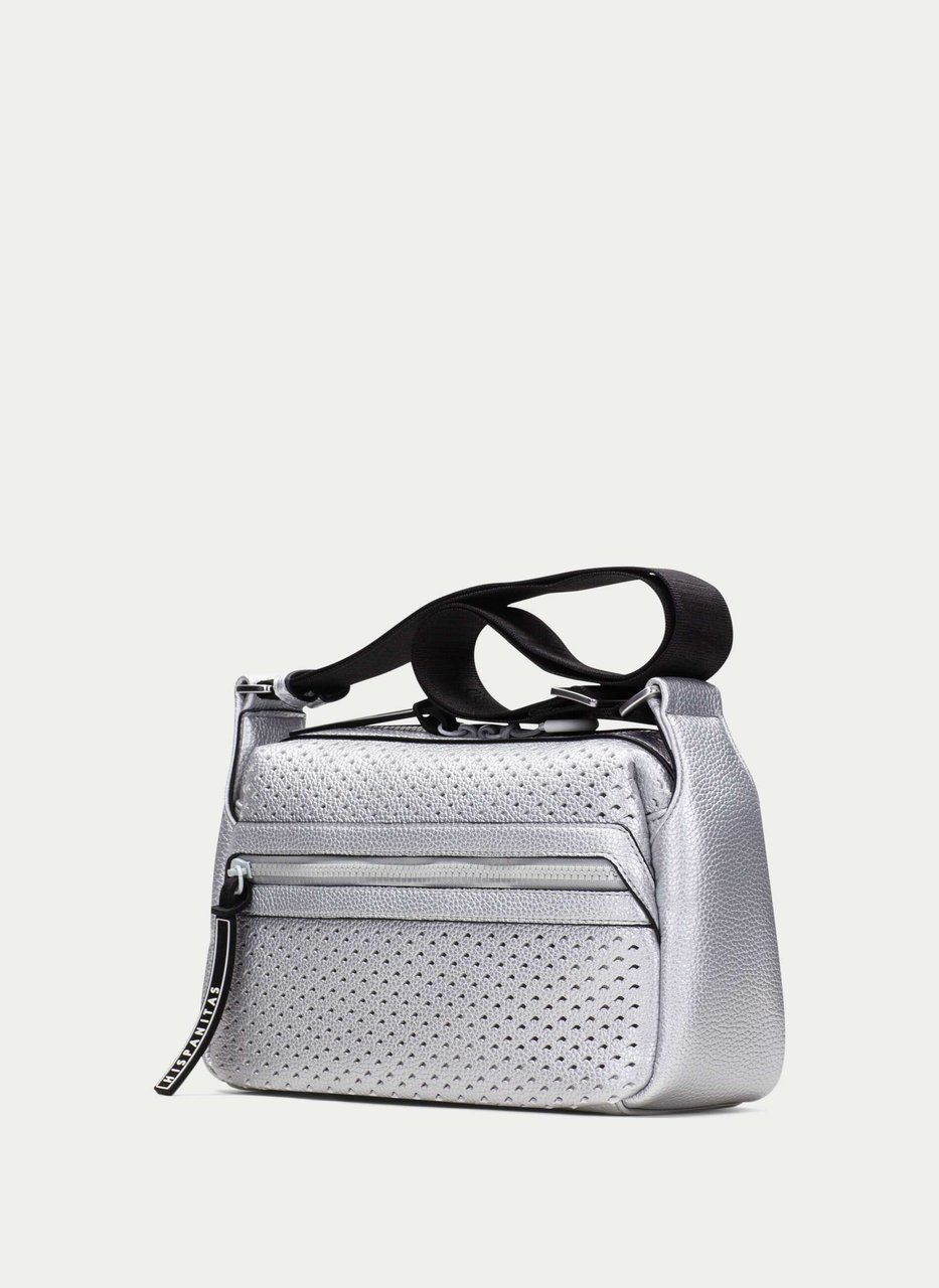 shoulder  silver