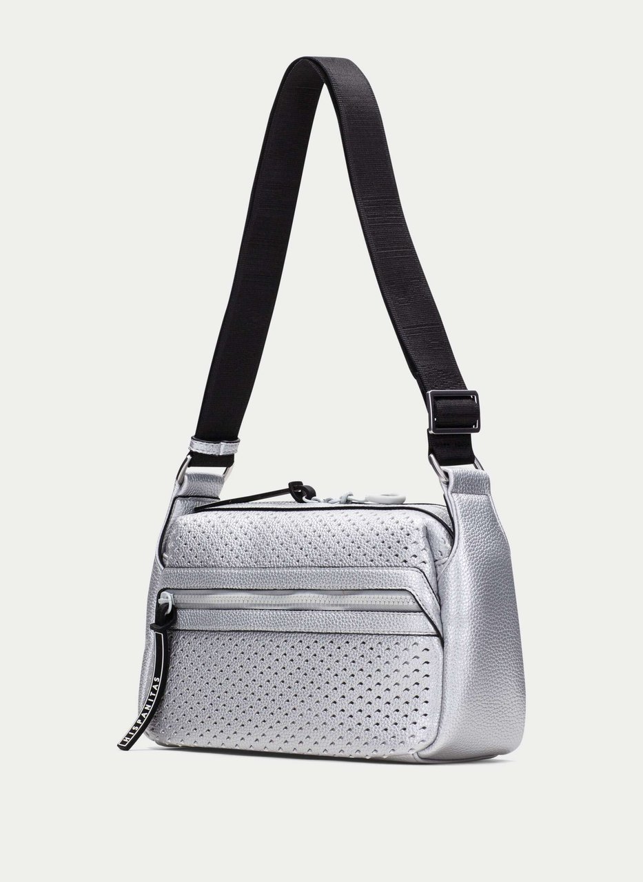shoulder  silver