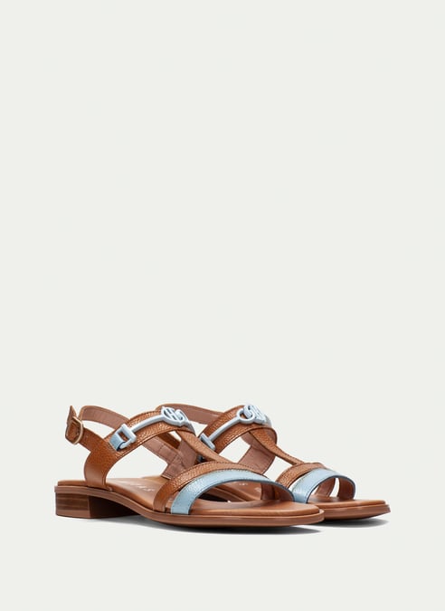 outlet sandalia plana yakarta celeste-cuero - hispanitas