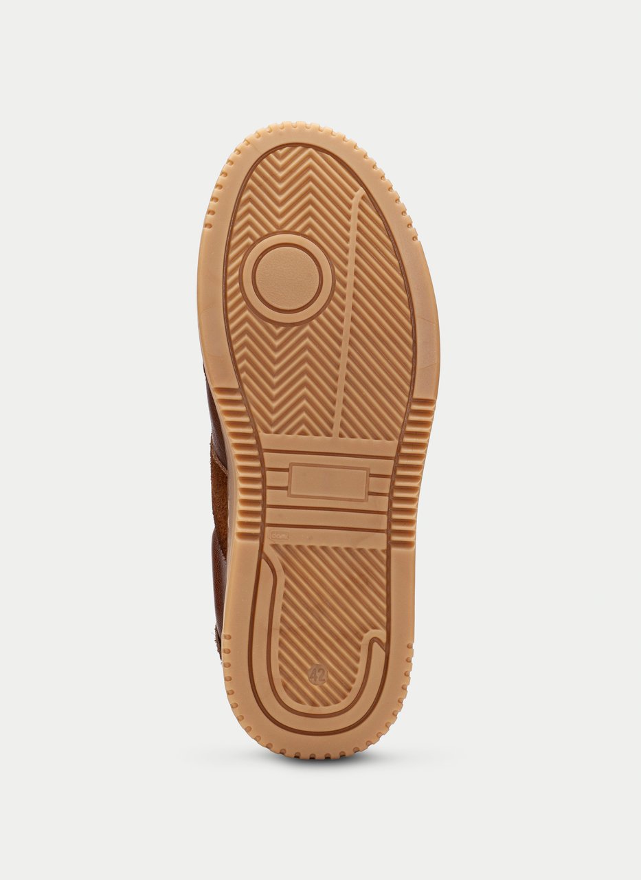 sneaker  tan