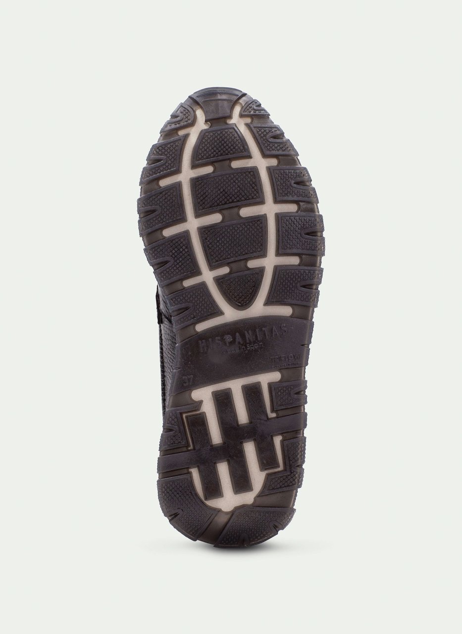moccasin sport kansas black