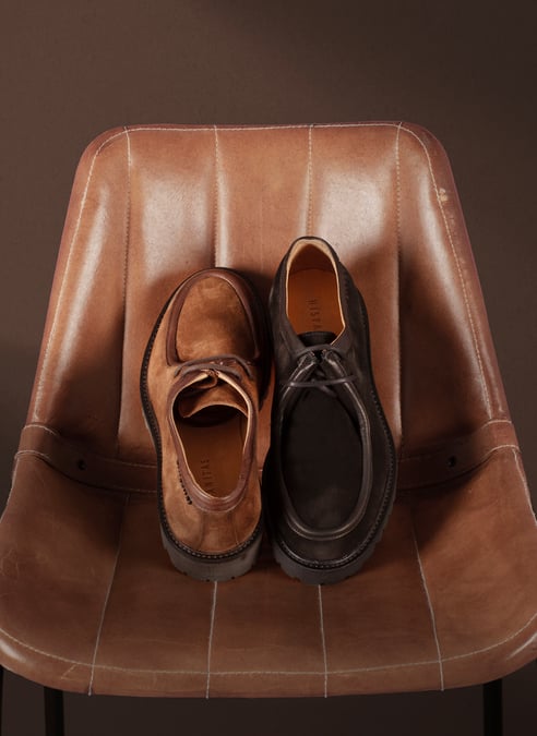 zapatos wallabee  negro - hispanitas