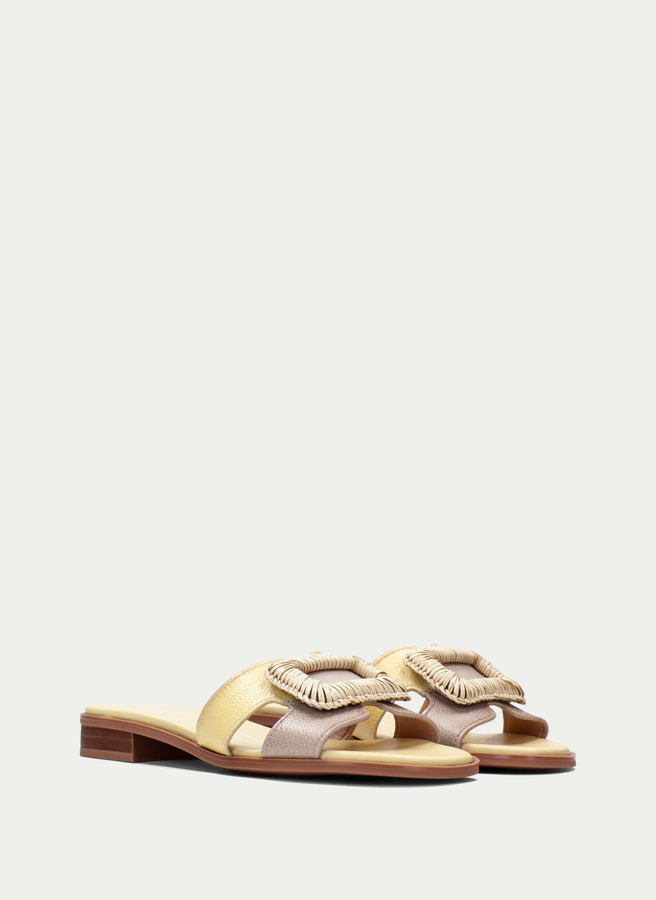 flat sandal yakarta banana-taupe