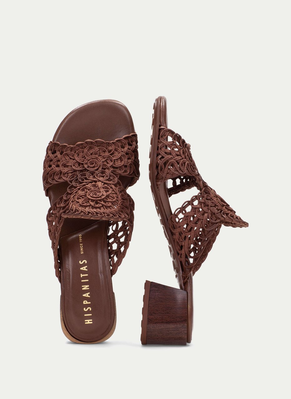 sandal tulipan avela