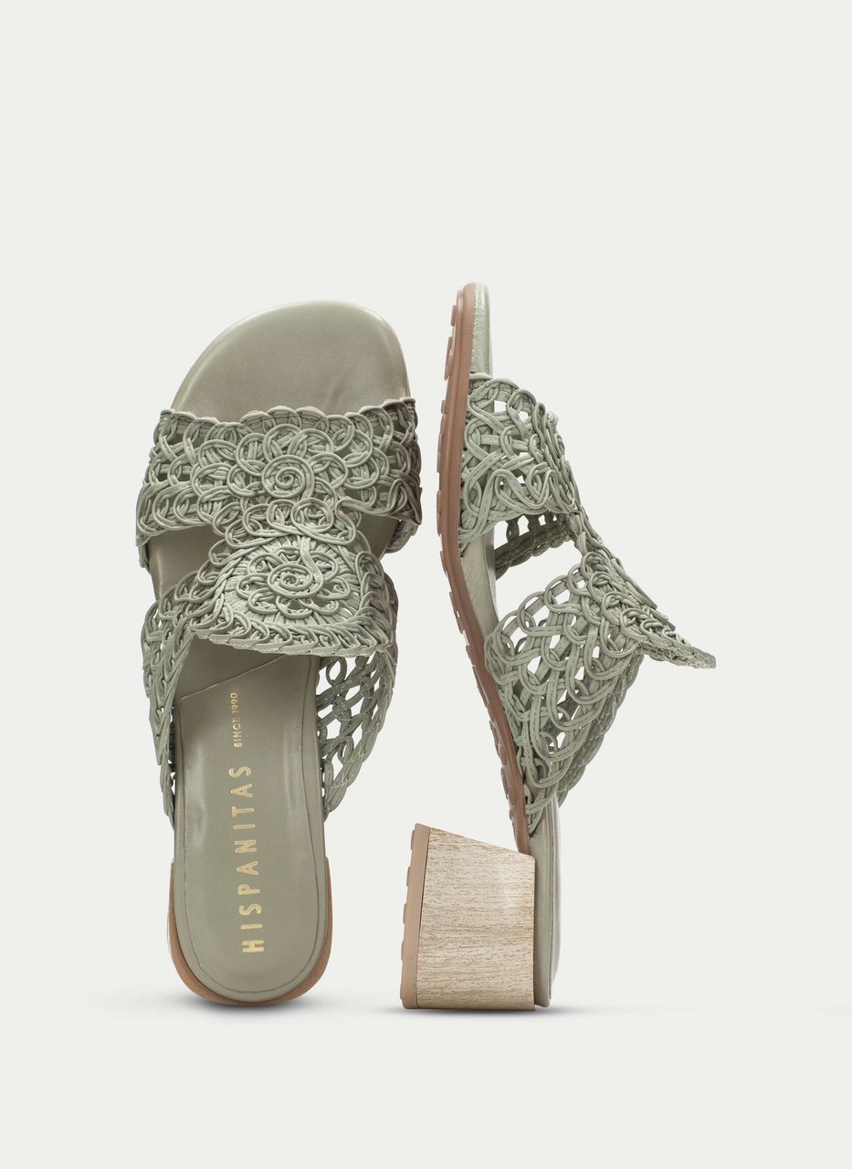 sandal tulipan alga