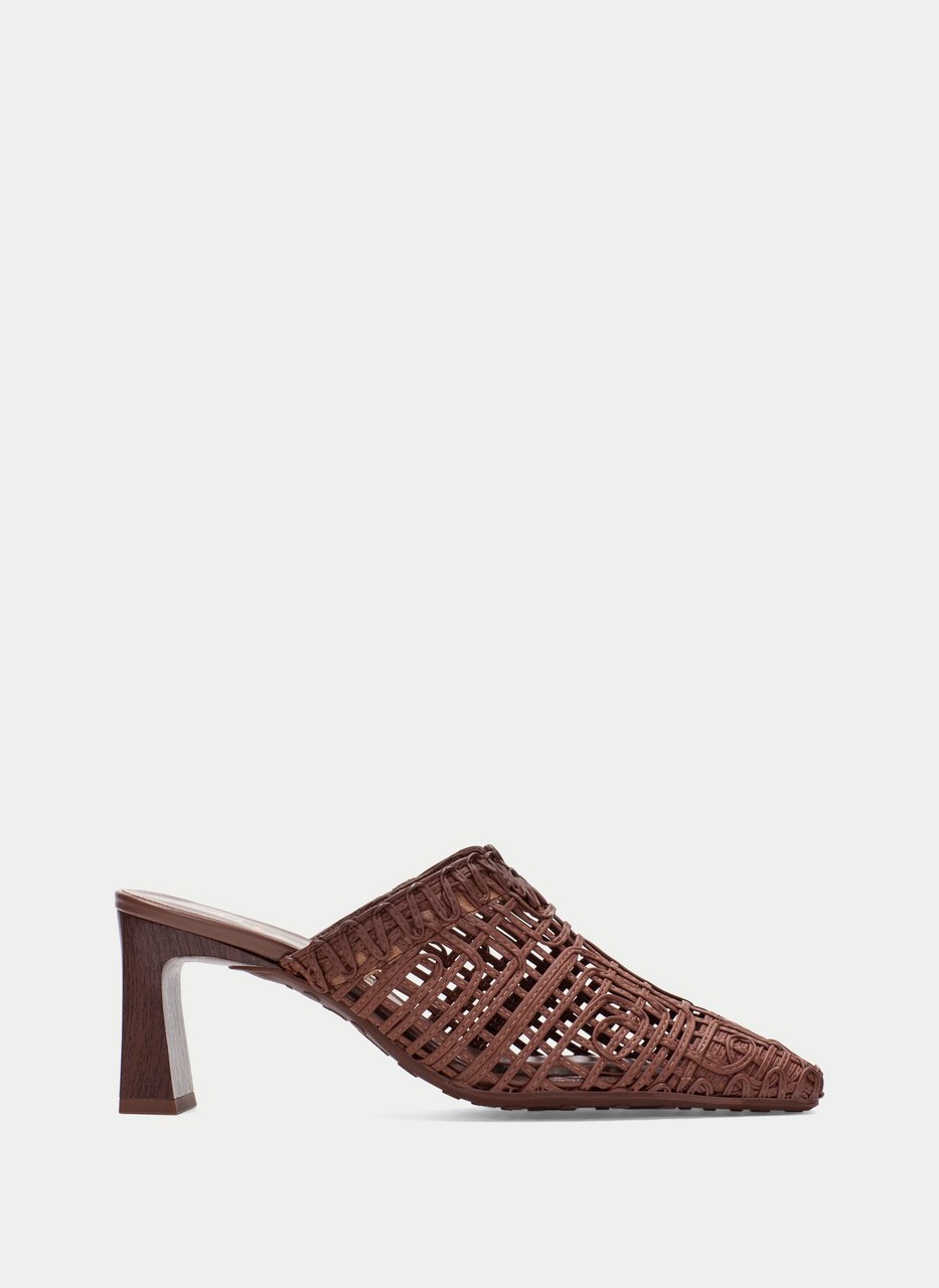 mule amapola hazelnut