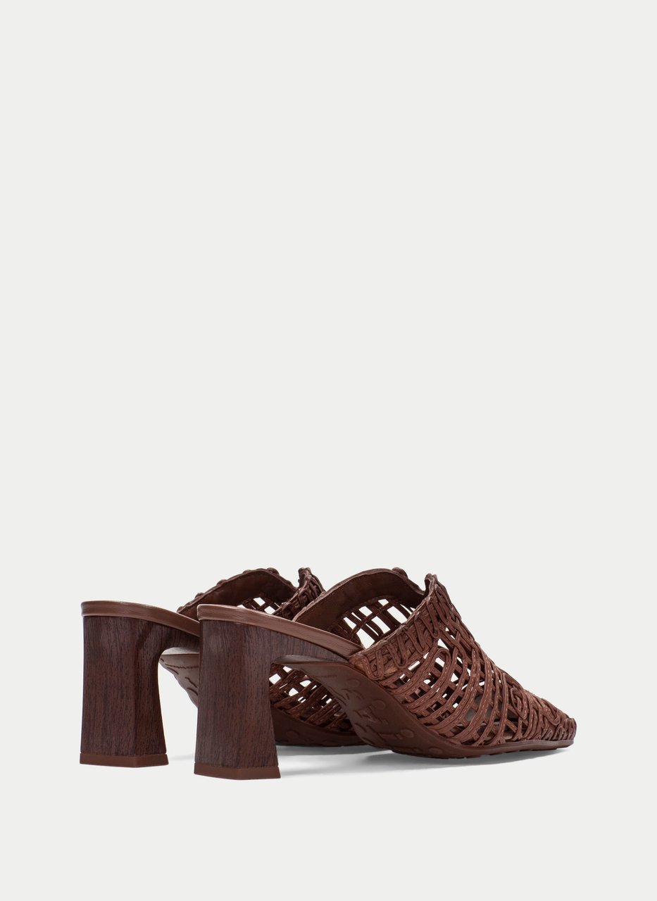 mule amapola hazelnut