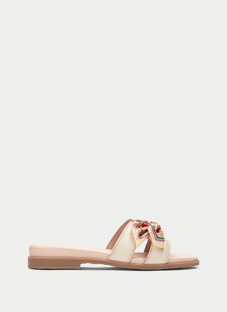 flat sandal bali cream