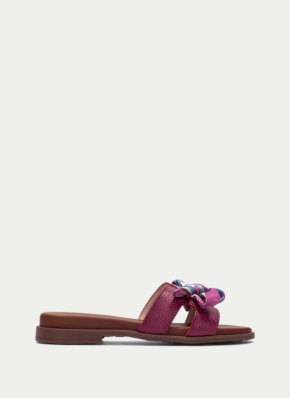 flat sandal bali cherry