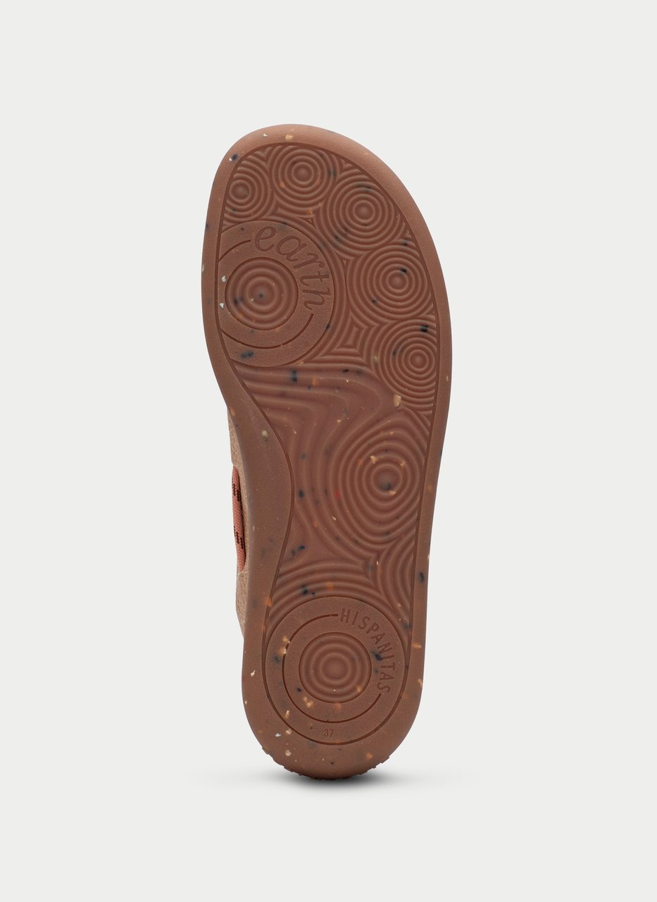 transitional barefoot earth kamel