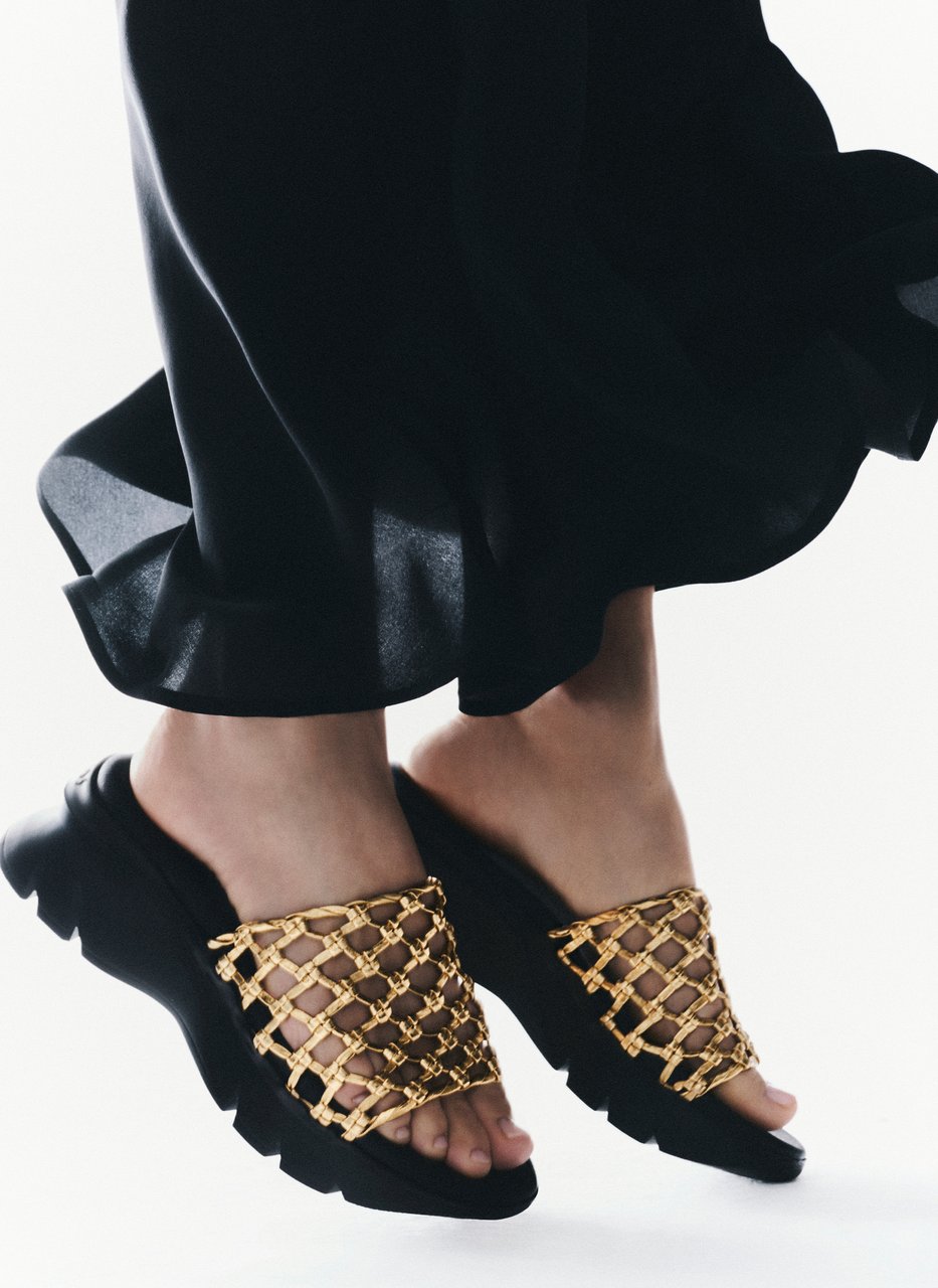 sandal hispanitas x juan vidal oro