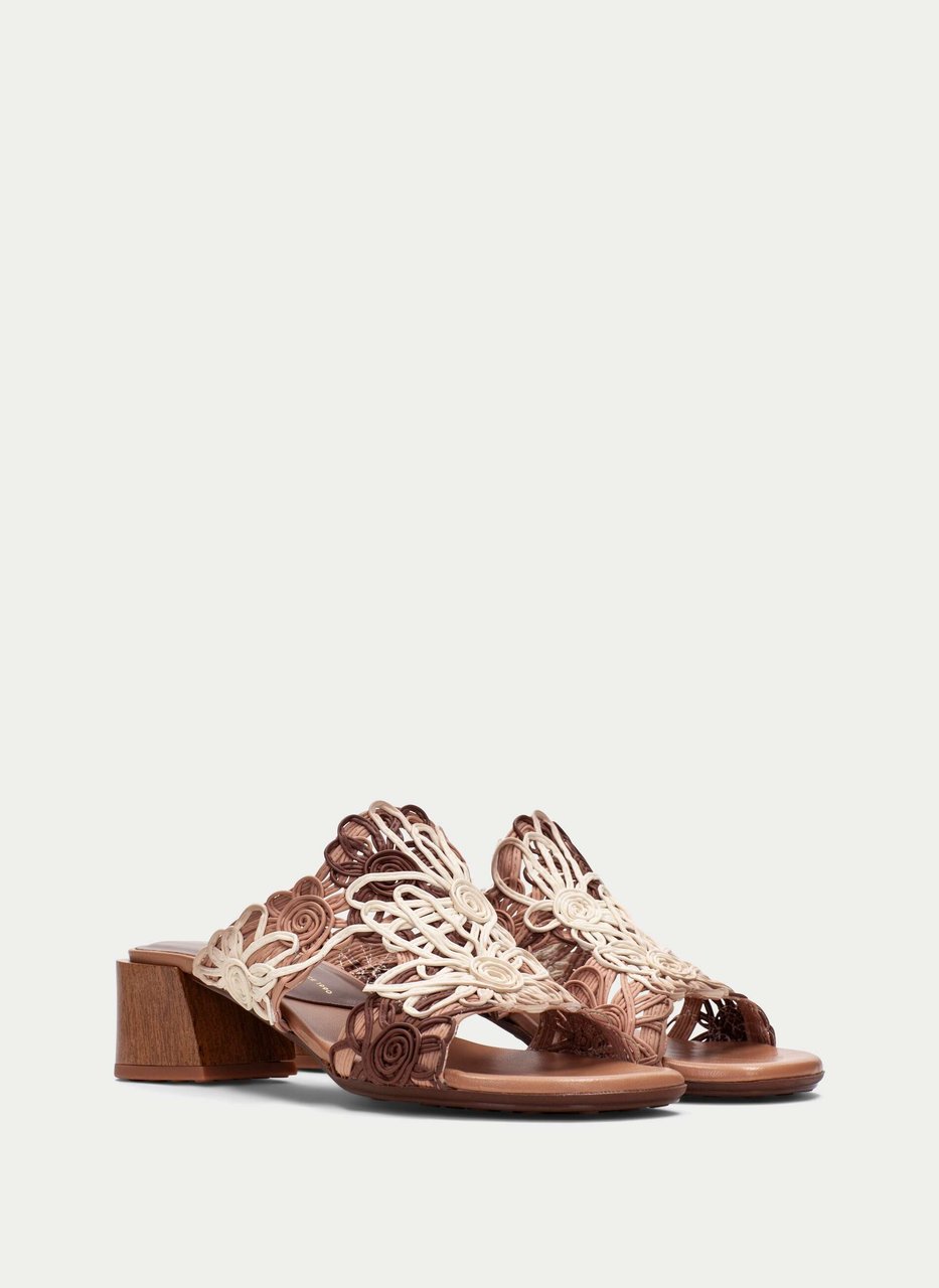 sandal tulipan natural