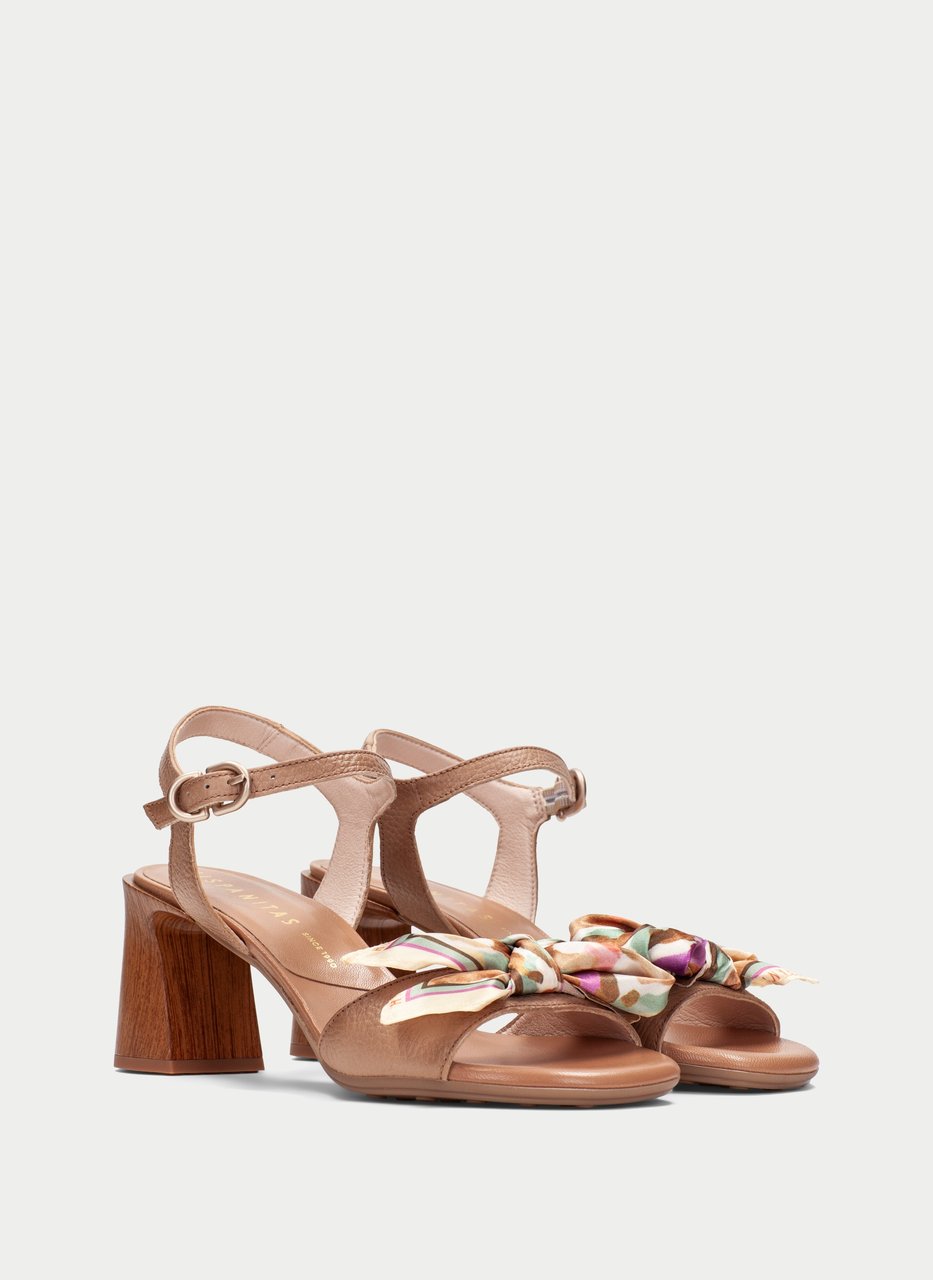 heeled sandal orquidea almond